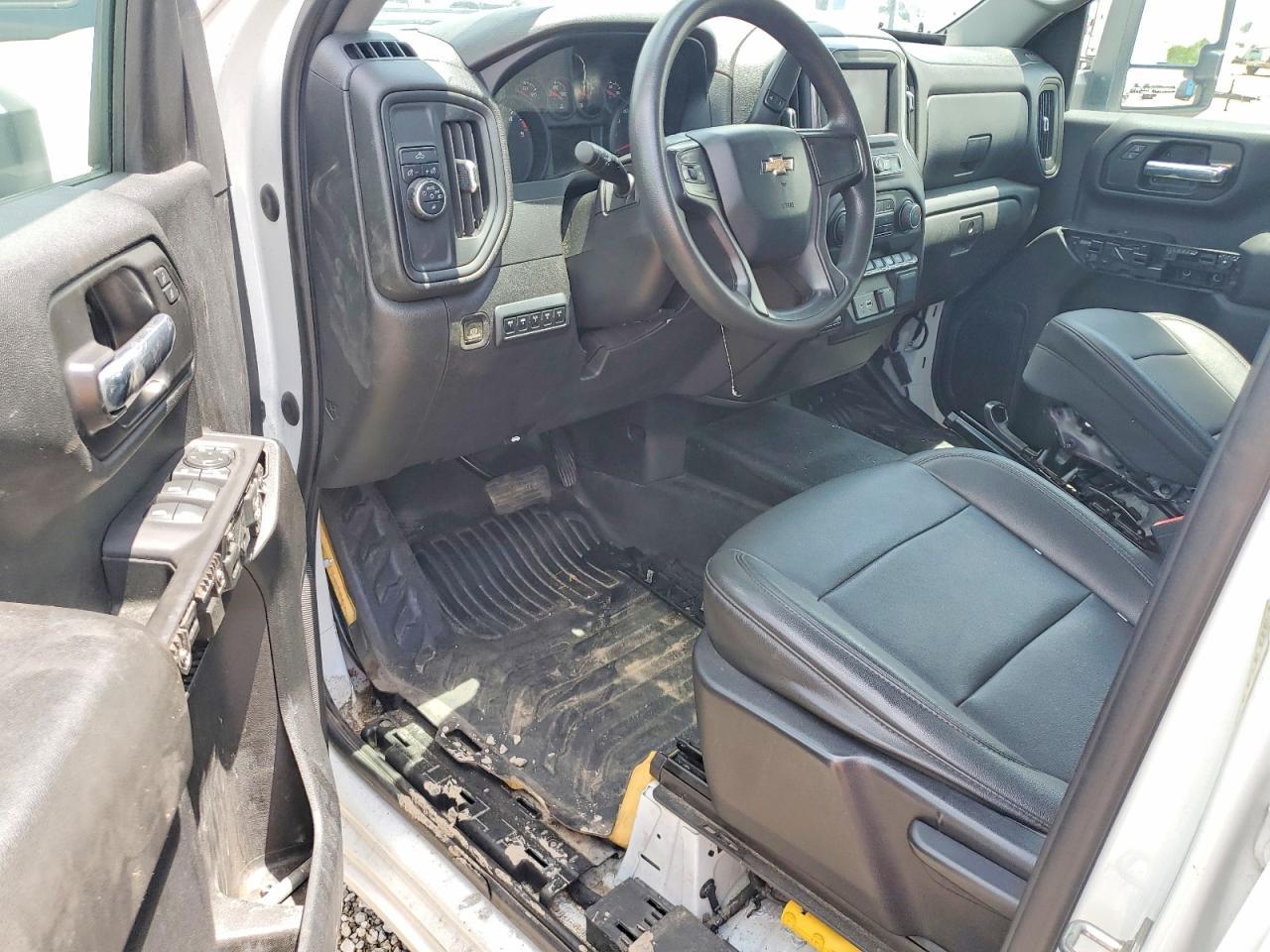 2021 Chevrolet Silverado C3500 - zdjęcie 8