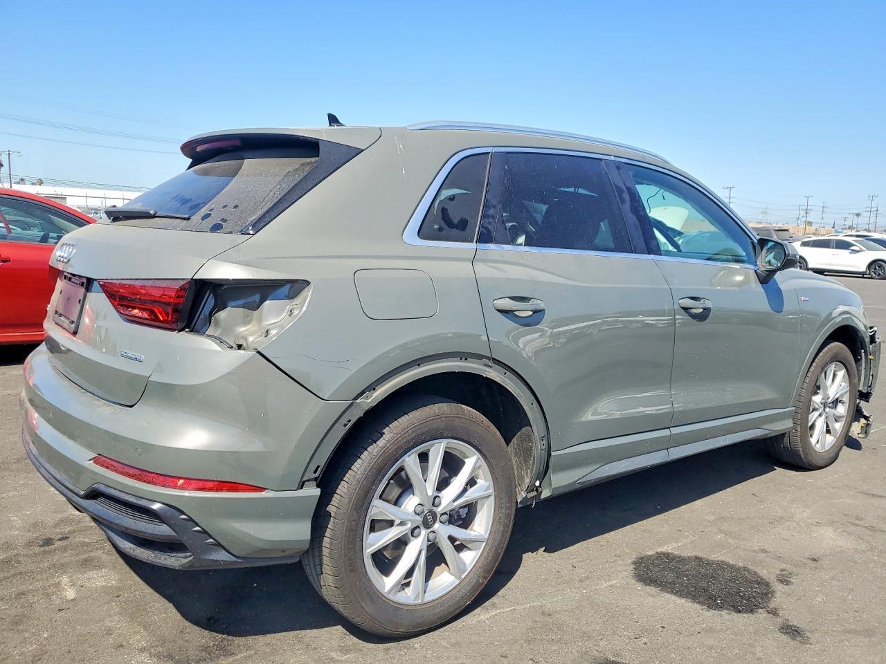 2022 Audi Q3 Premium S Line 45 - zdjęcie 3