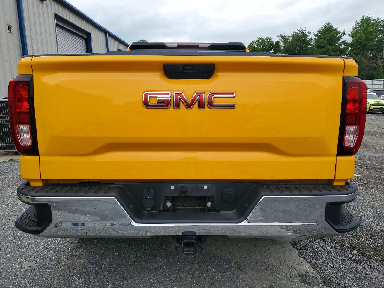 2021 GMC Sierra C1500 - zdjęcie 6