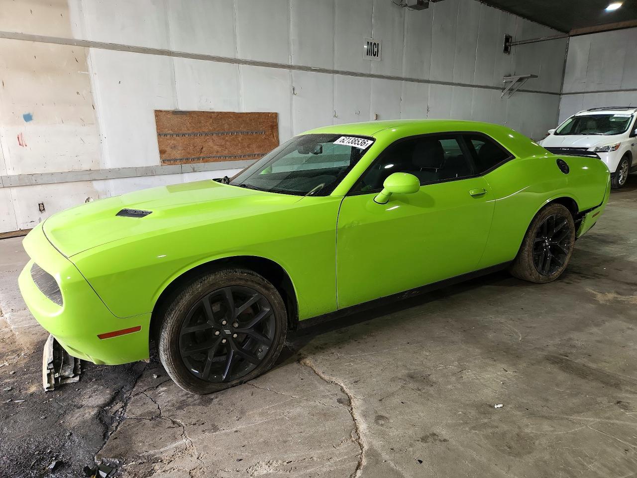 2023 Dodge Challenger Sxt - zdjęcie główne