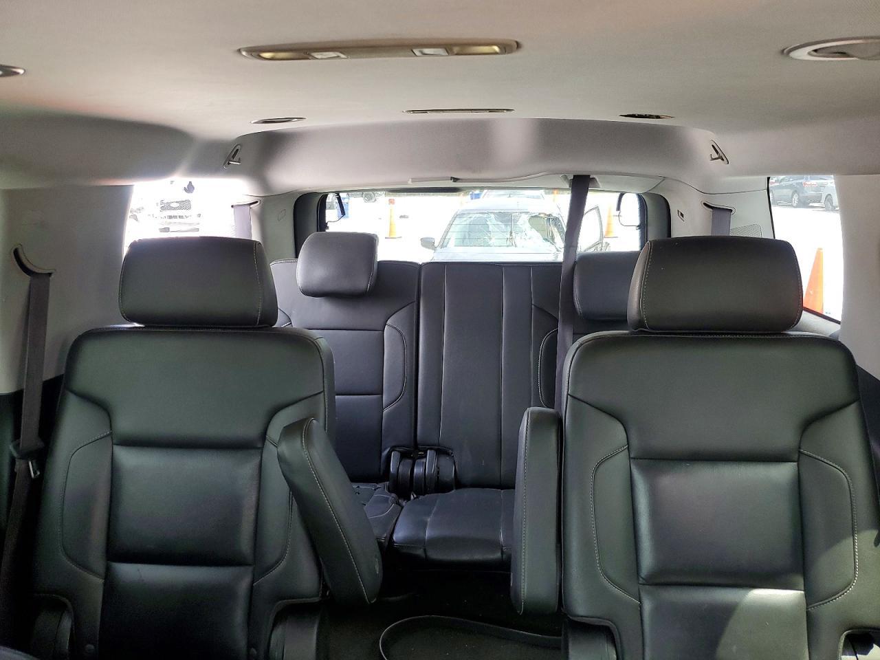 2016 Chevrolet Tahoe C1500 Lt - zdjęcie 10