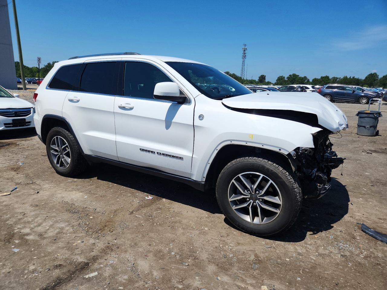2020 Jeep Grand Cherokee Laredo - zdjęcie 4