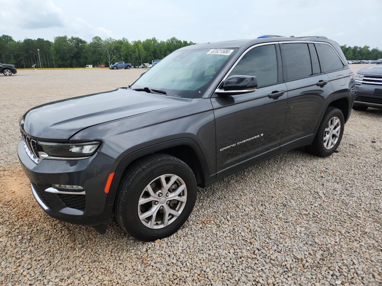 2022 Jeep Grand Cherokee Limited - zdjęcie główne