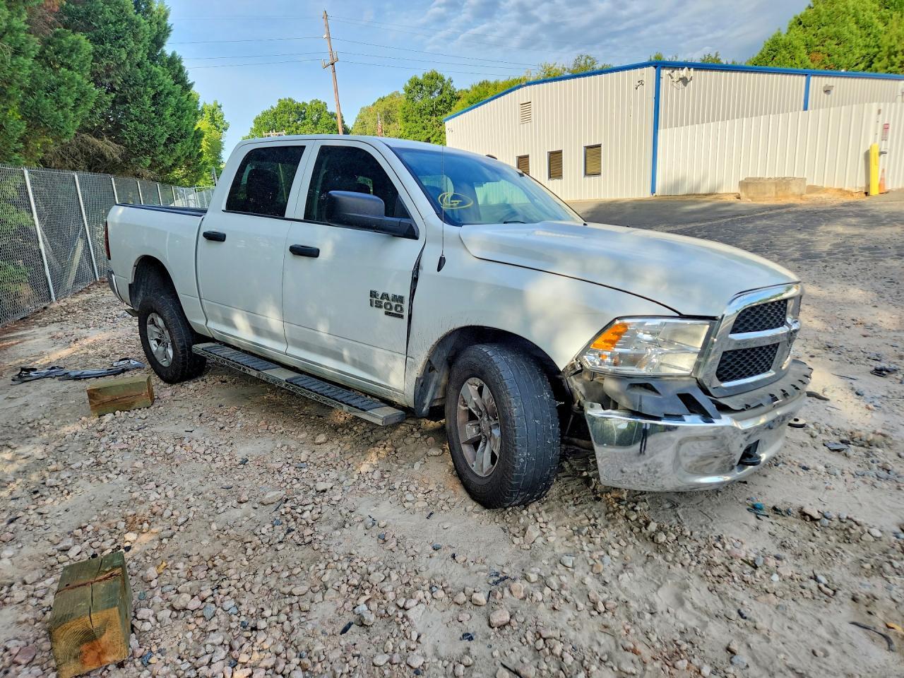 2023 Ram 1500 Classic Tradesman - zdjęcie 4