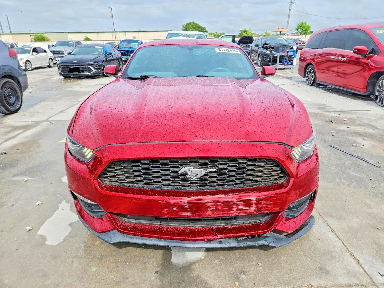 2017 Ford Mustang - zdjęcie 5