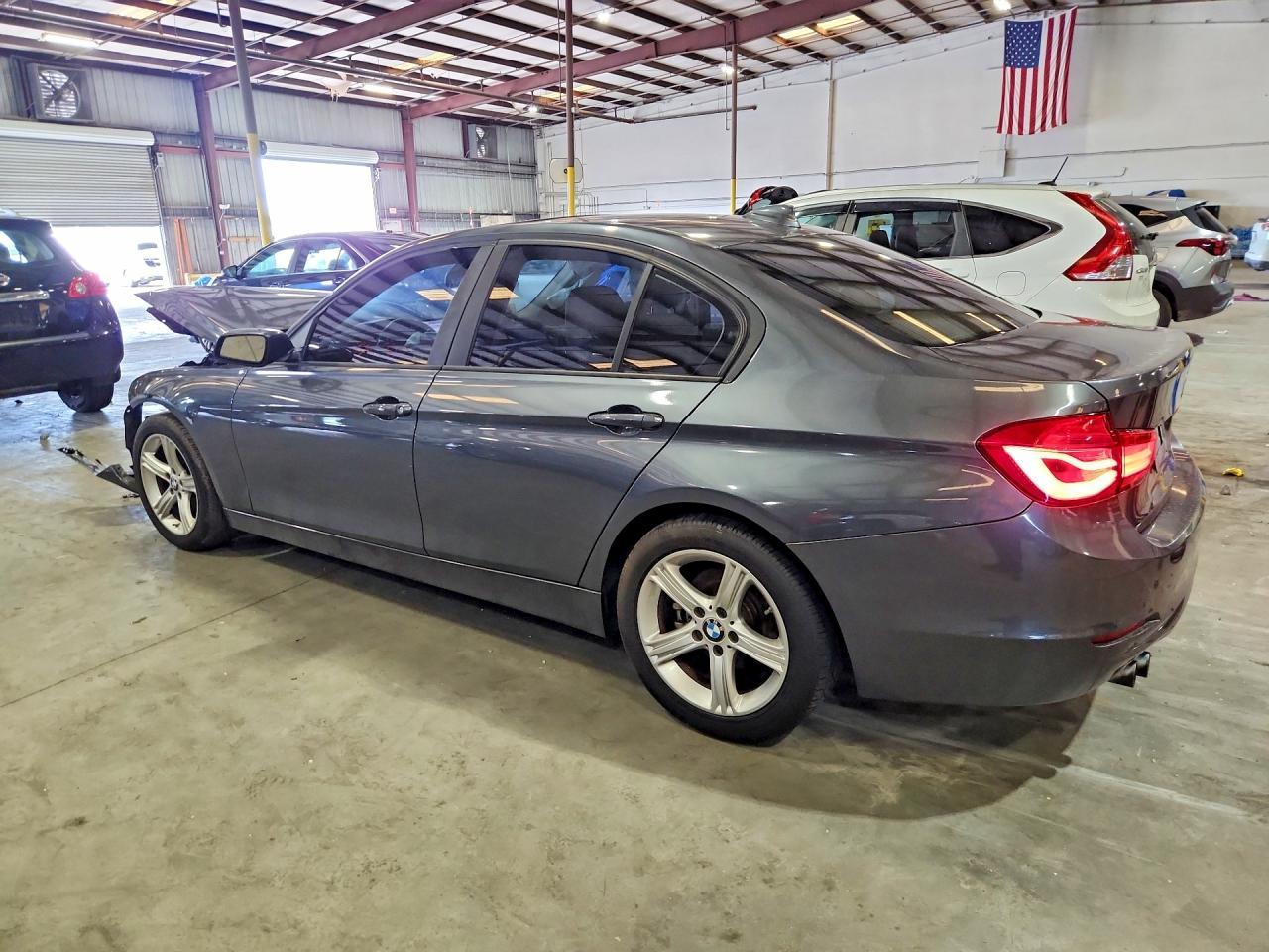 2014 BMW 328 I - zdjęcie 2