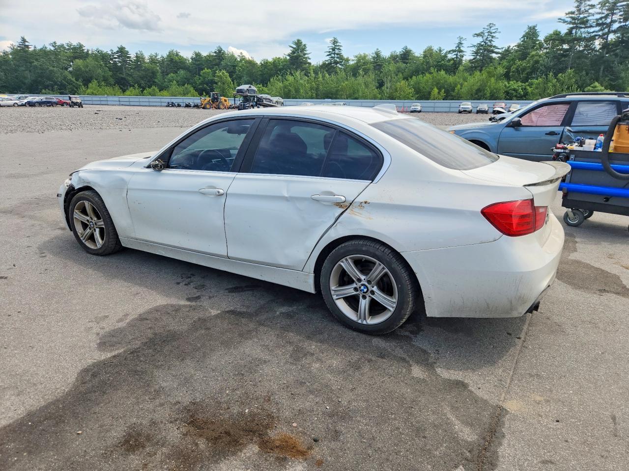 2015 BMW Seria 3 328i - zdjęcie 2