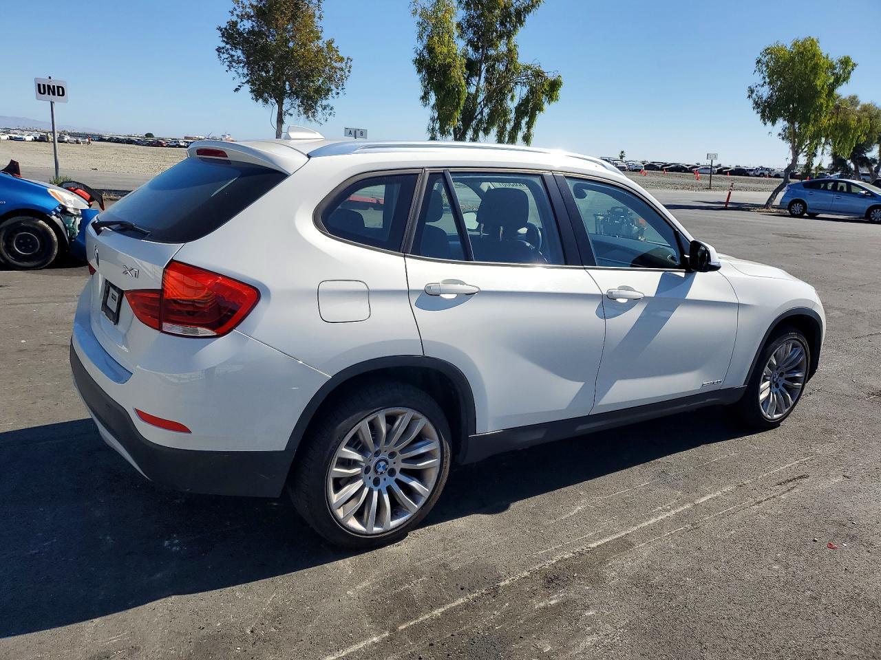 2015 BMW X1 Sdrive28I - zdjęcie 3
