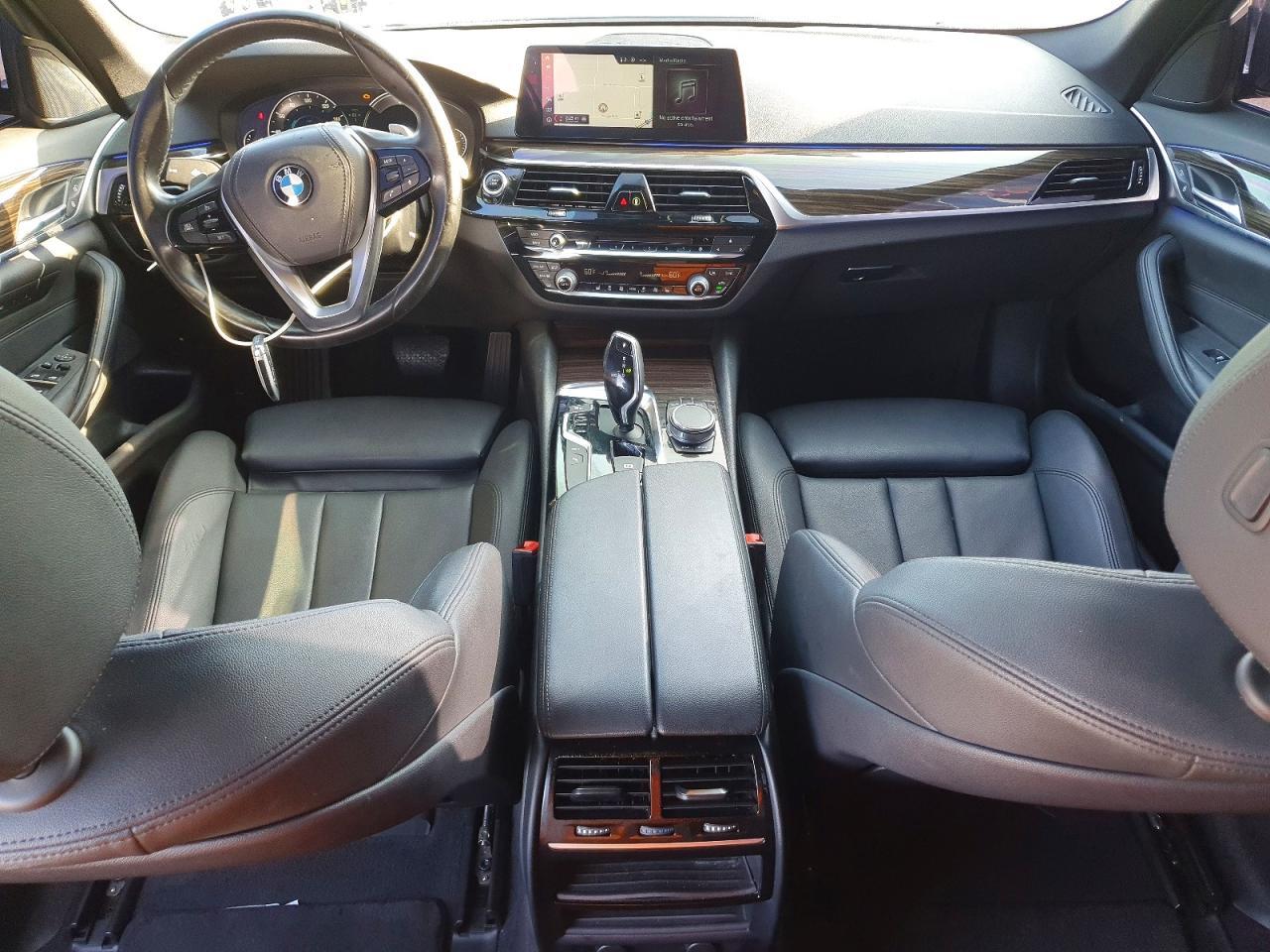 2018 BMW 530E - zdjęcie 8