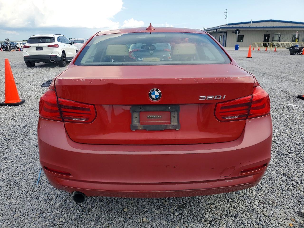 2017 BMW 320 I - zdjęcie 6