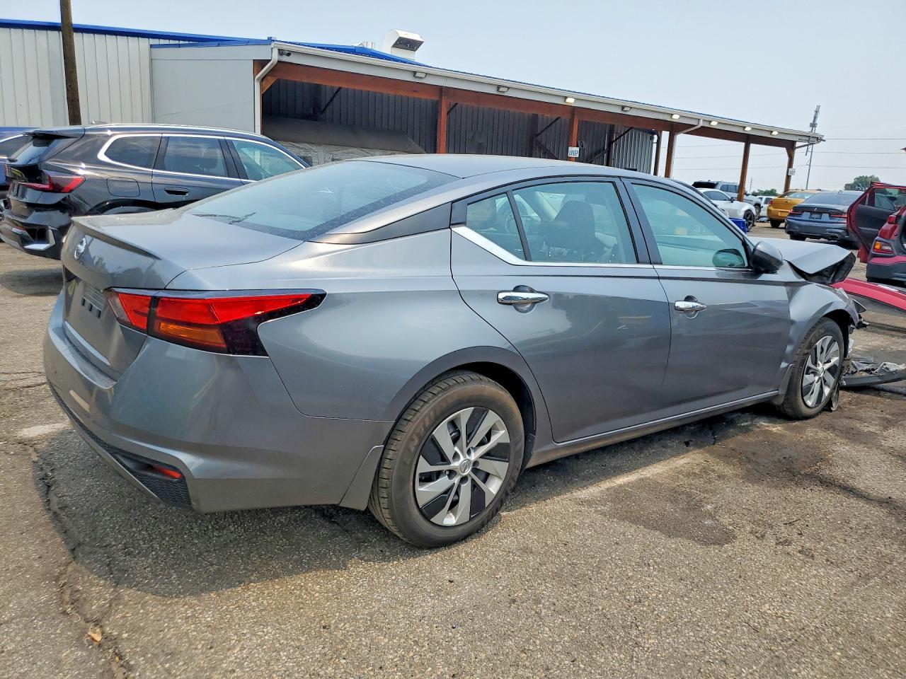2022 Nissan Altima S - zdjęcie 3