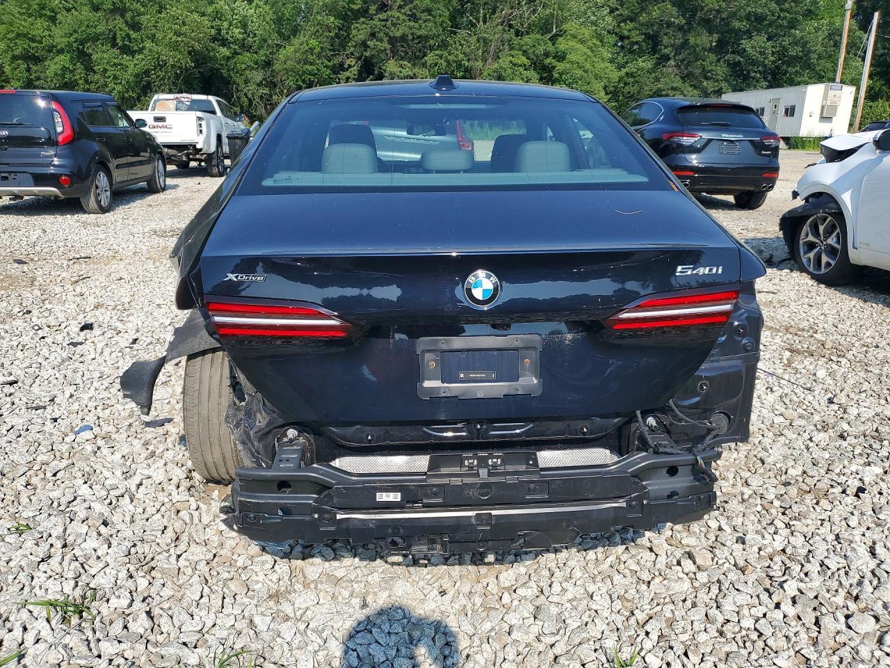 2025 BMW Seria 5 540i - zdjęcie 6