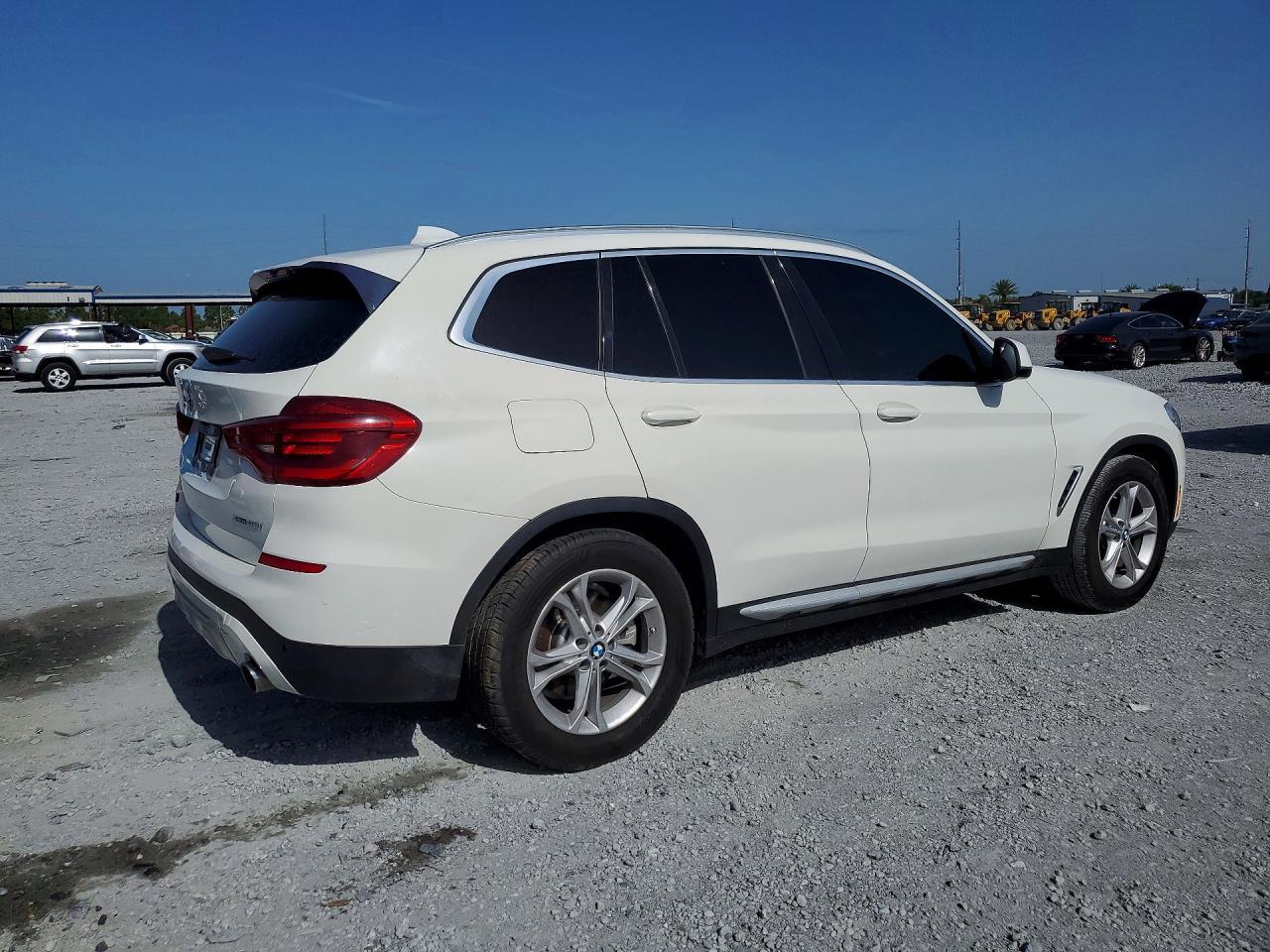 2020 BMW X3 xDrive30I - zdjęcie 3
