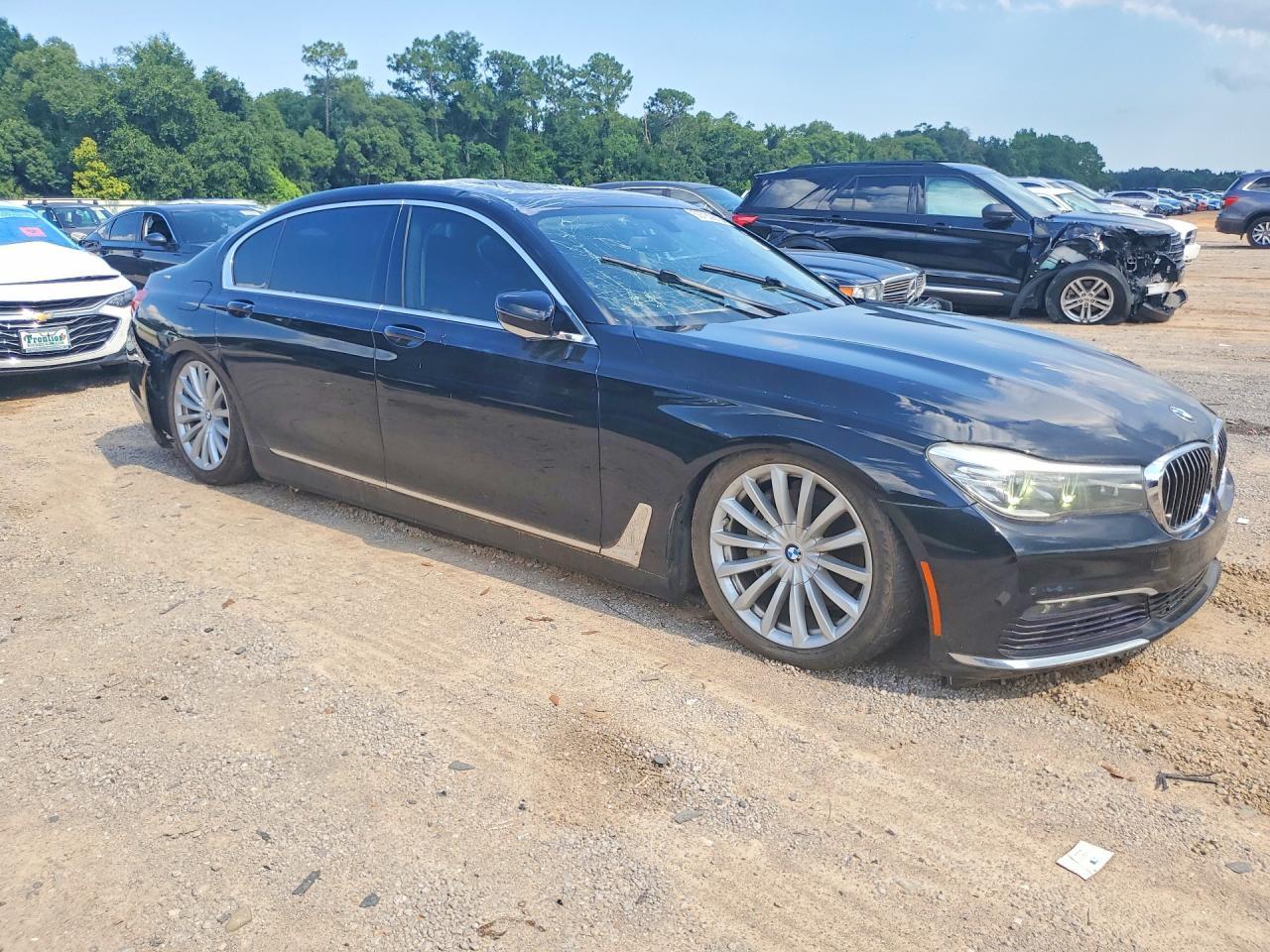 2017 BMW 740 I - zdjęcie 4