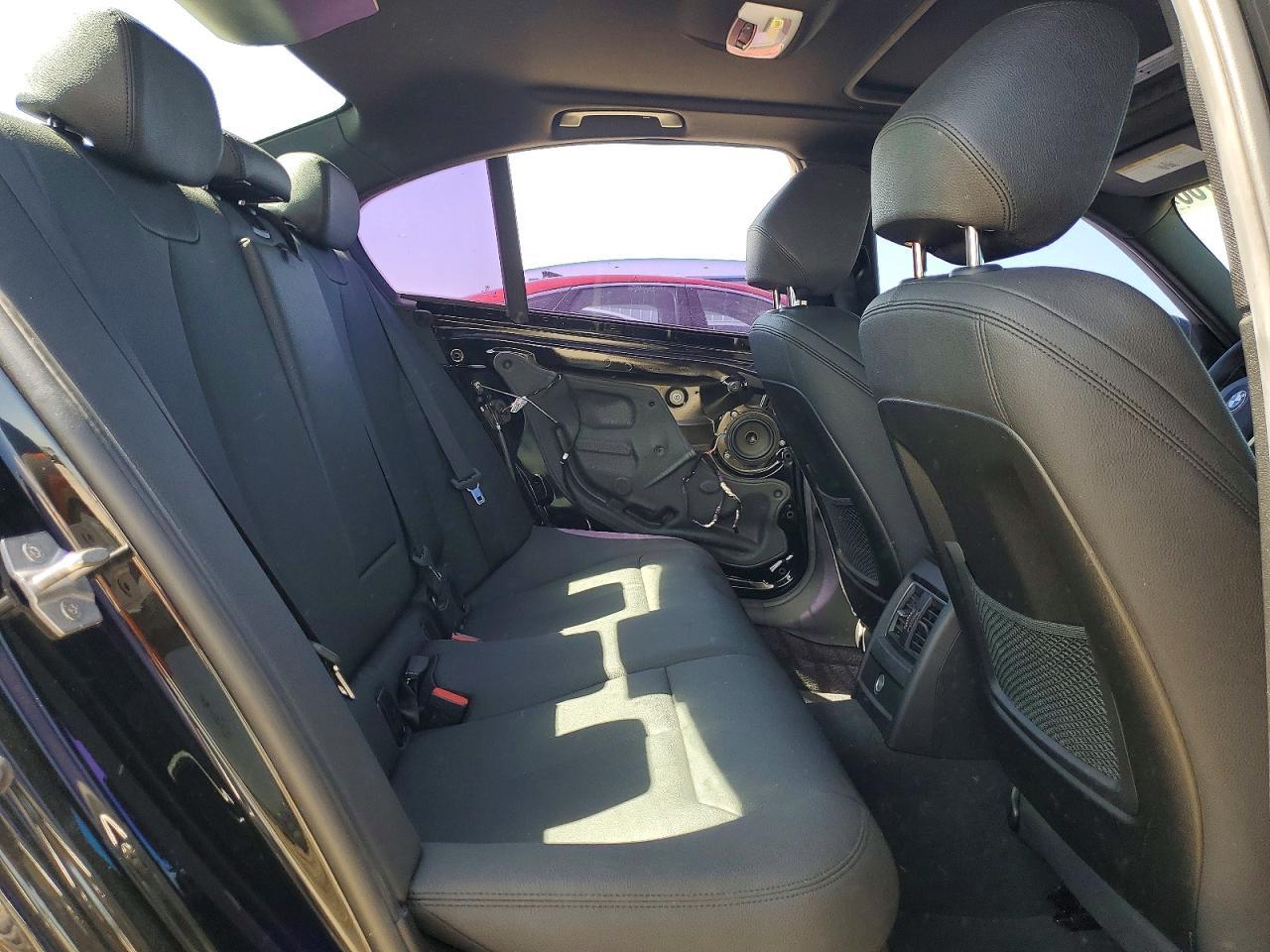 2018 BMW 330E - zdjęcie 10