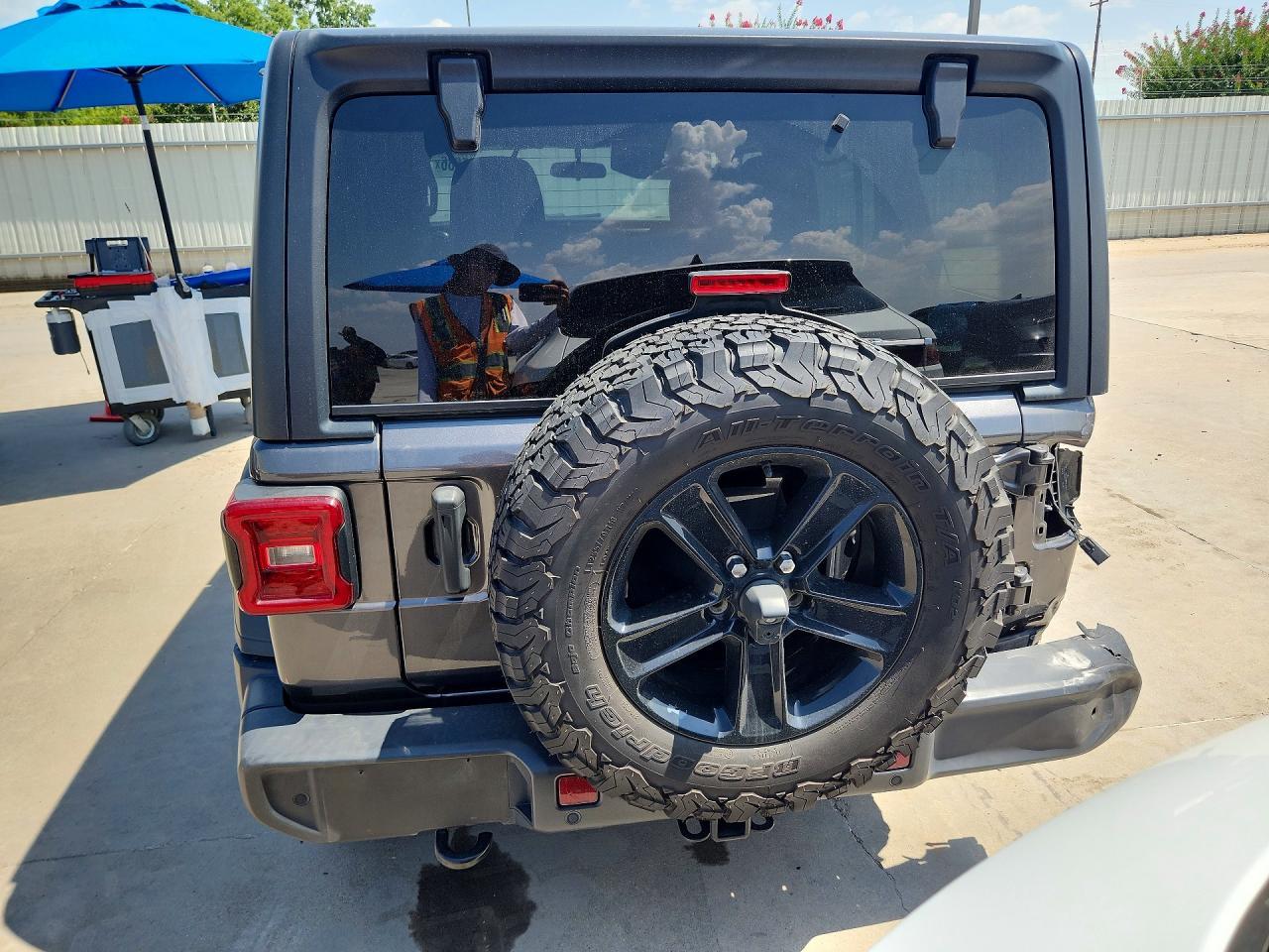 2020 Jeep Wrangler Unlimited Sport - zdjęcie 6