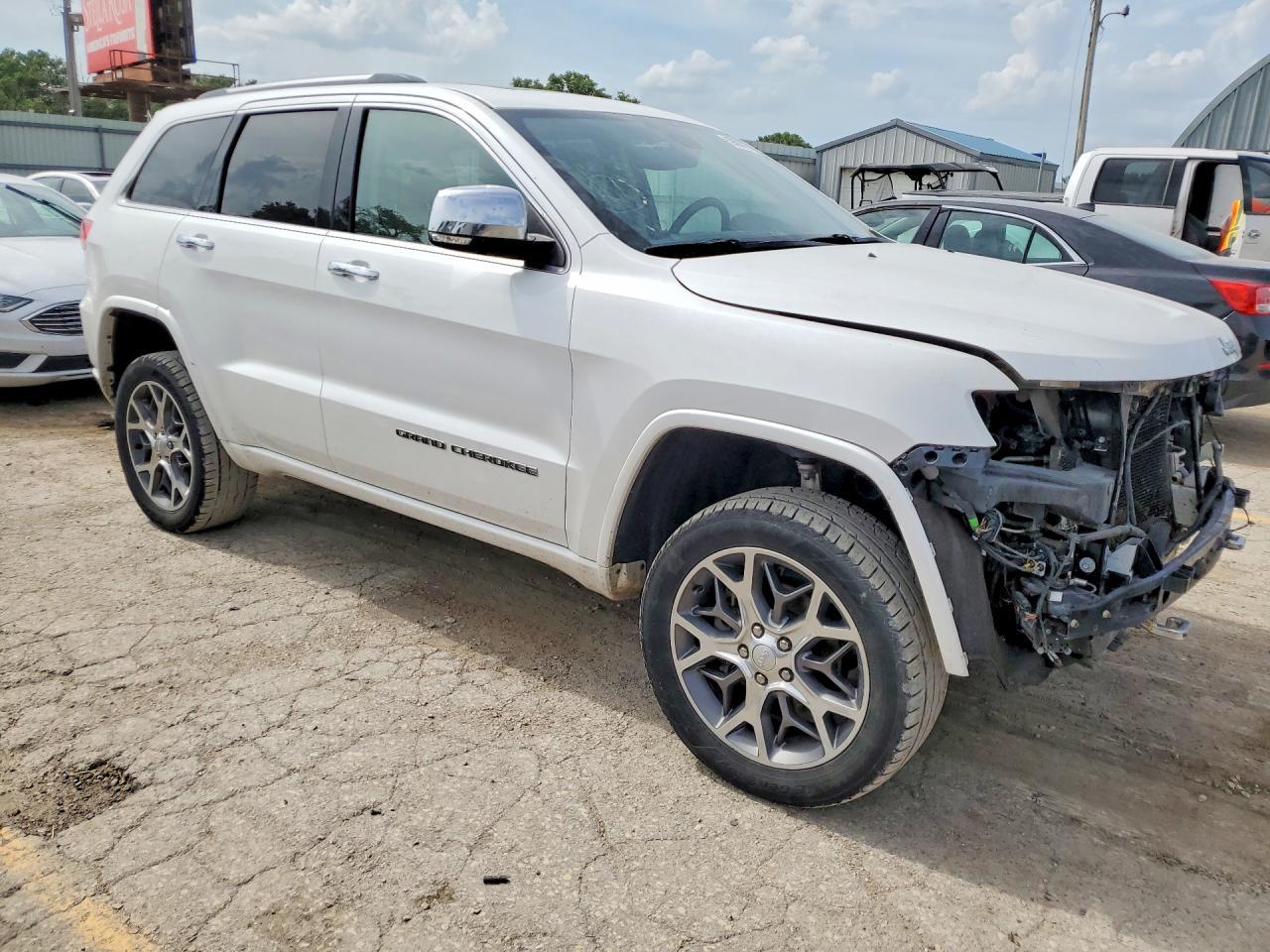 2020 Jeep Grand Cherokee Overland - zdjęcie 4