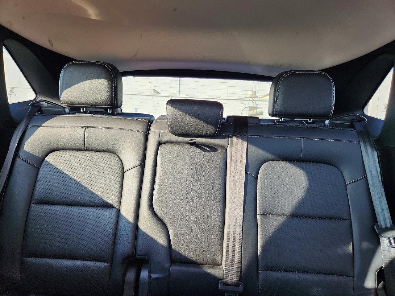 2021 Ford Escape Titanium - zdjęcie 10