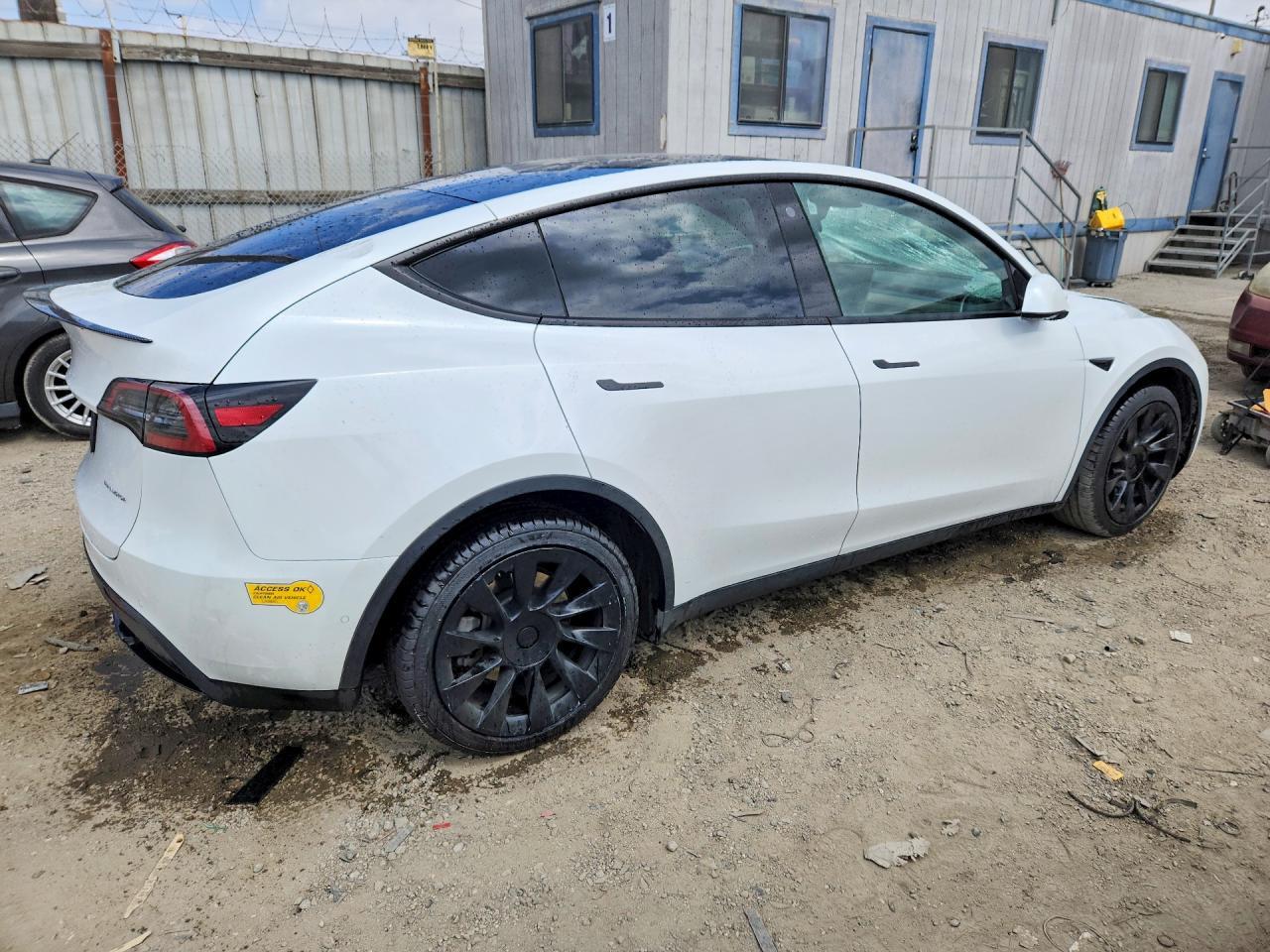 2022 Tesla Model Y - zdjęcie 3