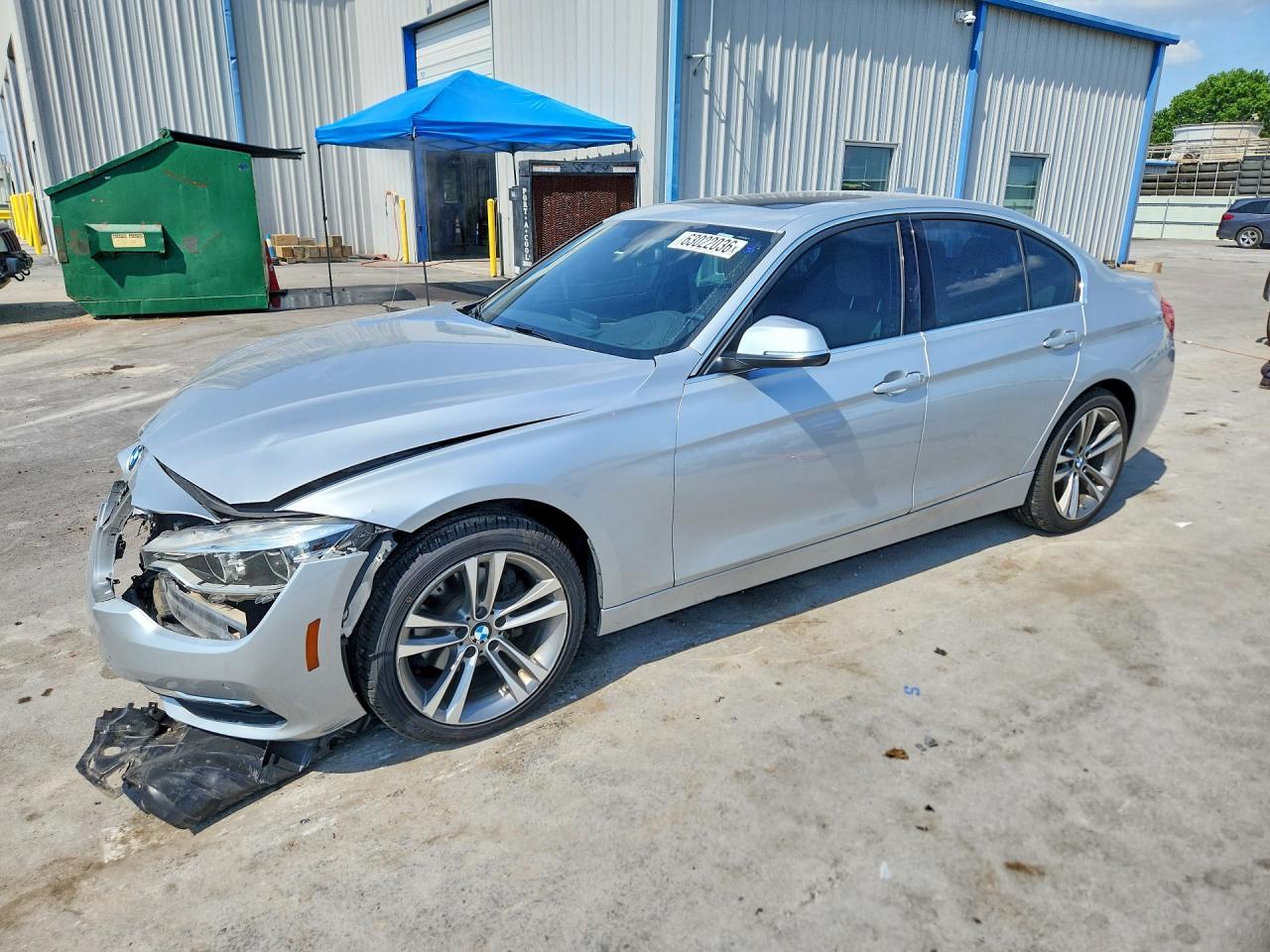 2018 BMW 330 I - zdjęcie główne