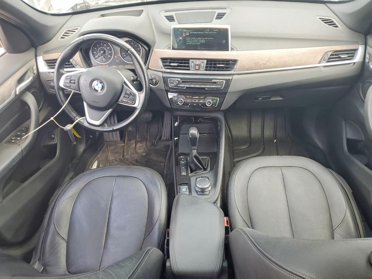 2016 BMW X1 xDrive28I - zdjęcie 8