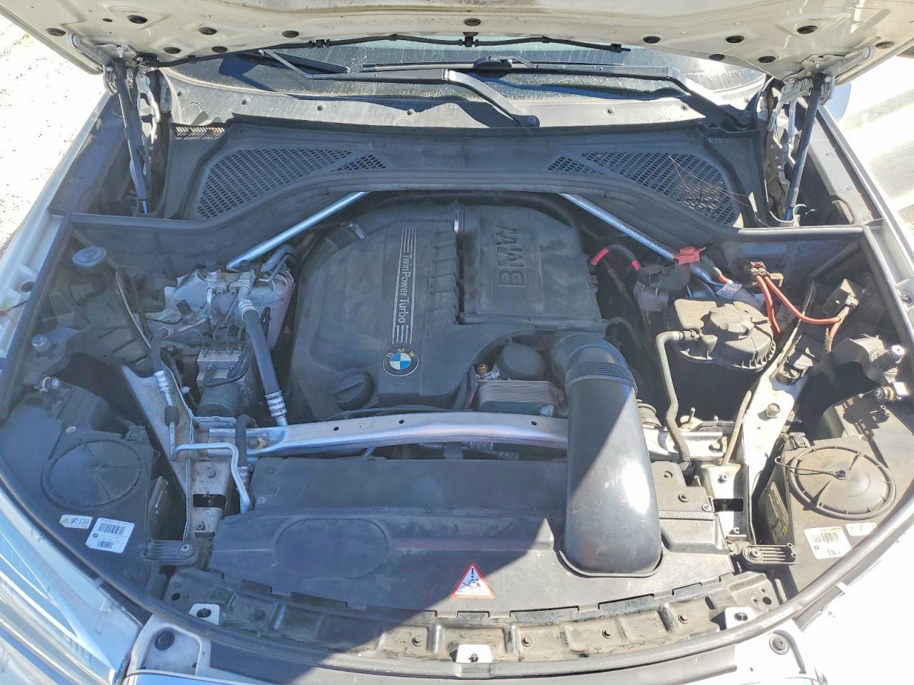 2014 BMW X5 xDrive35I - zdjęcie 12