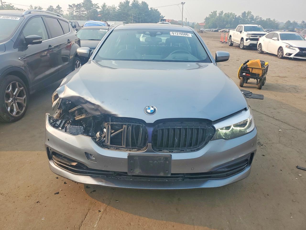 2019 BMW Seria 5 540i - zdjęcie 5