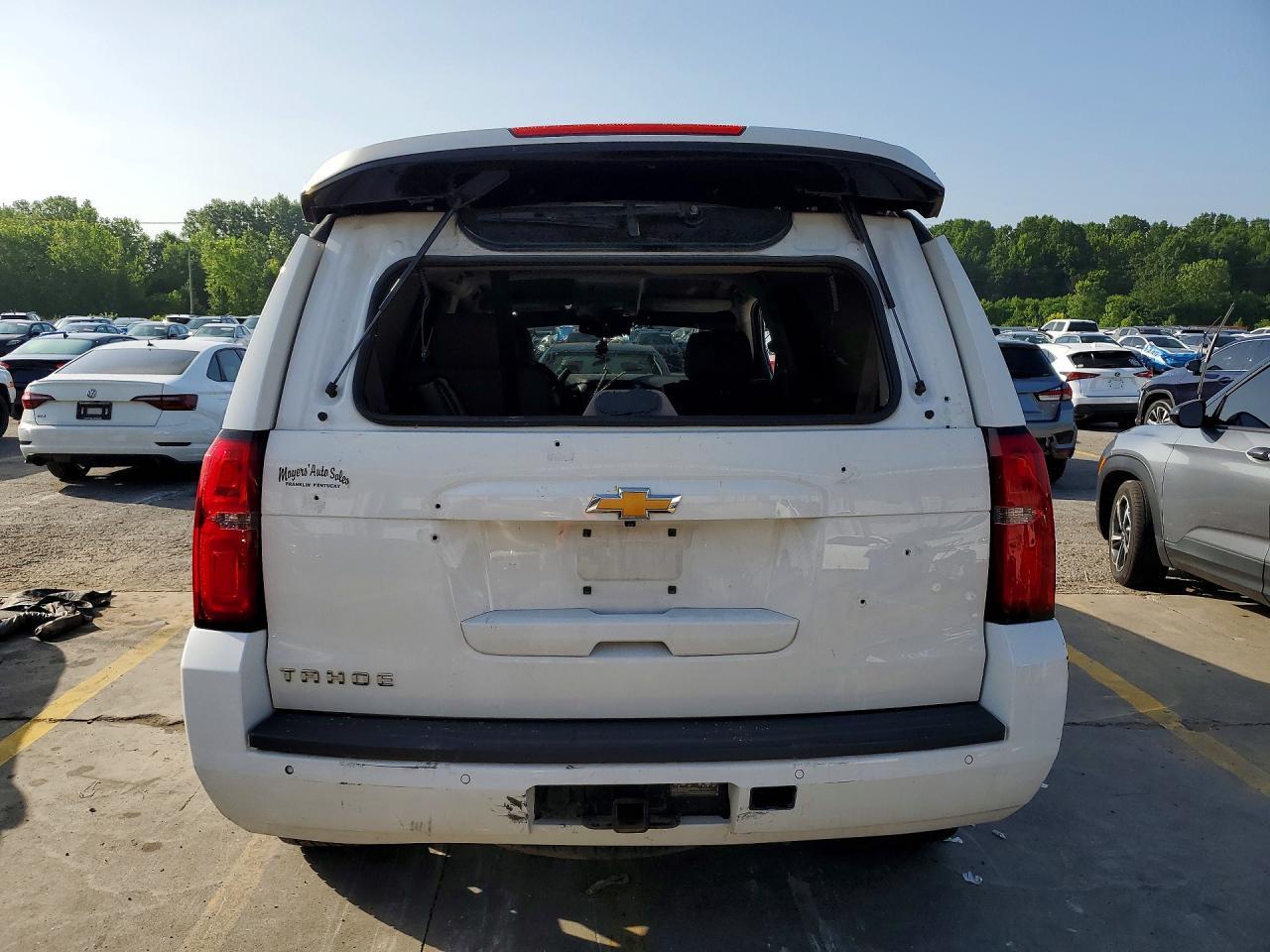 2015 Chevrolet Tahoe - zdjęcie 6