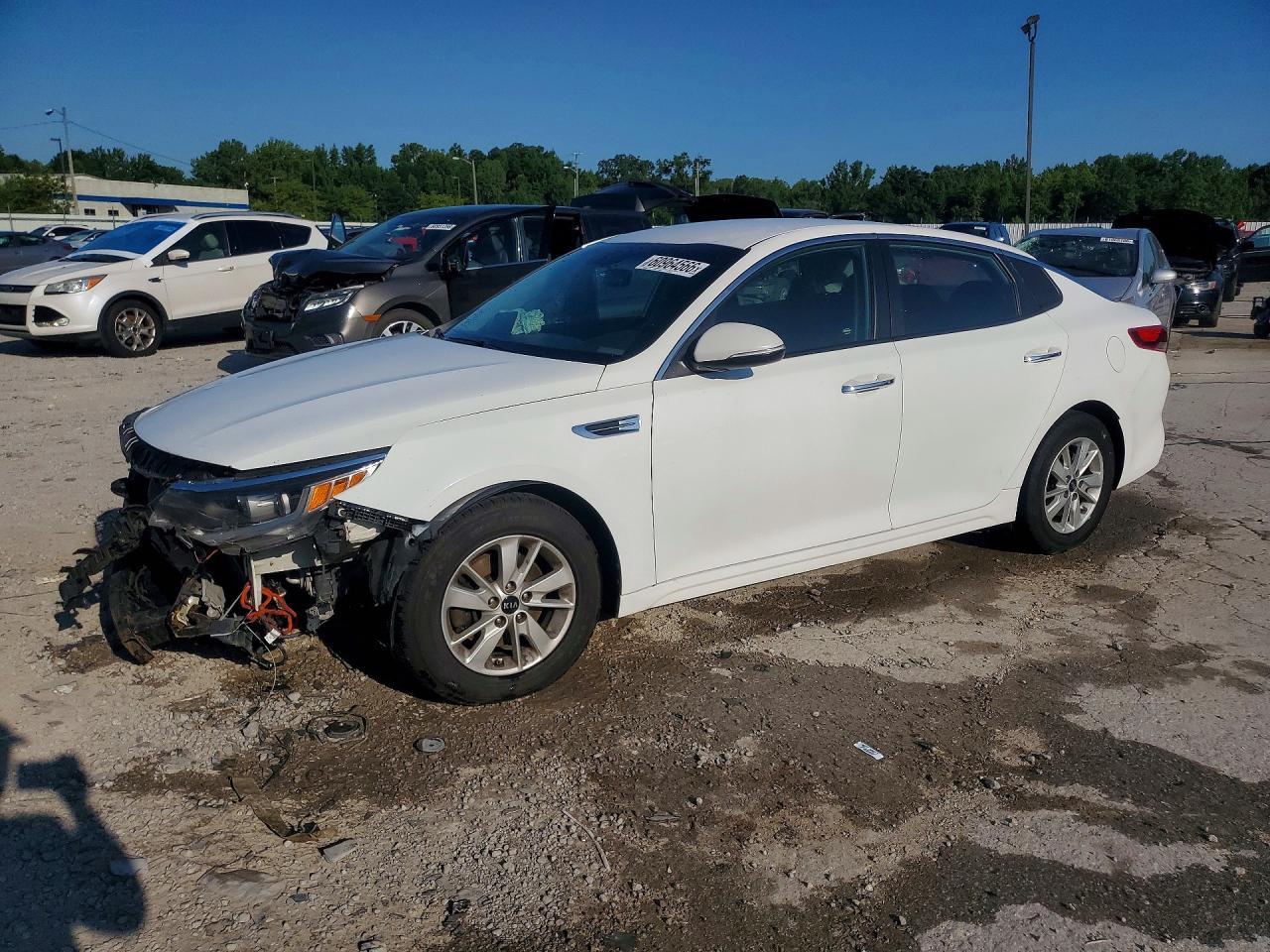2016 Kia Optima Lx - zdjęcie główne