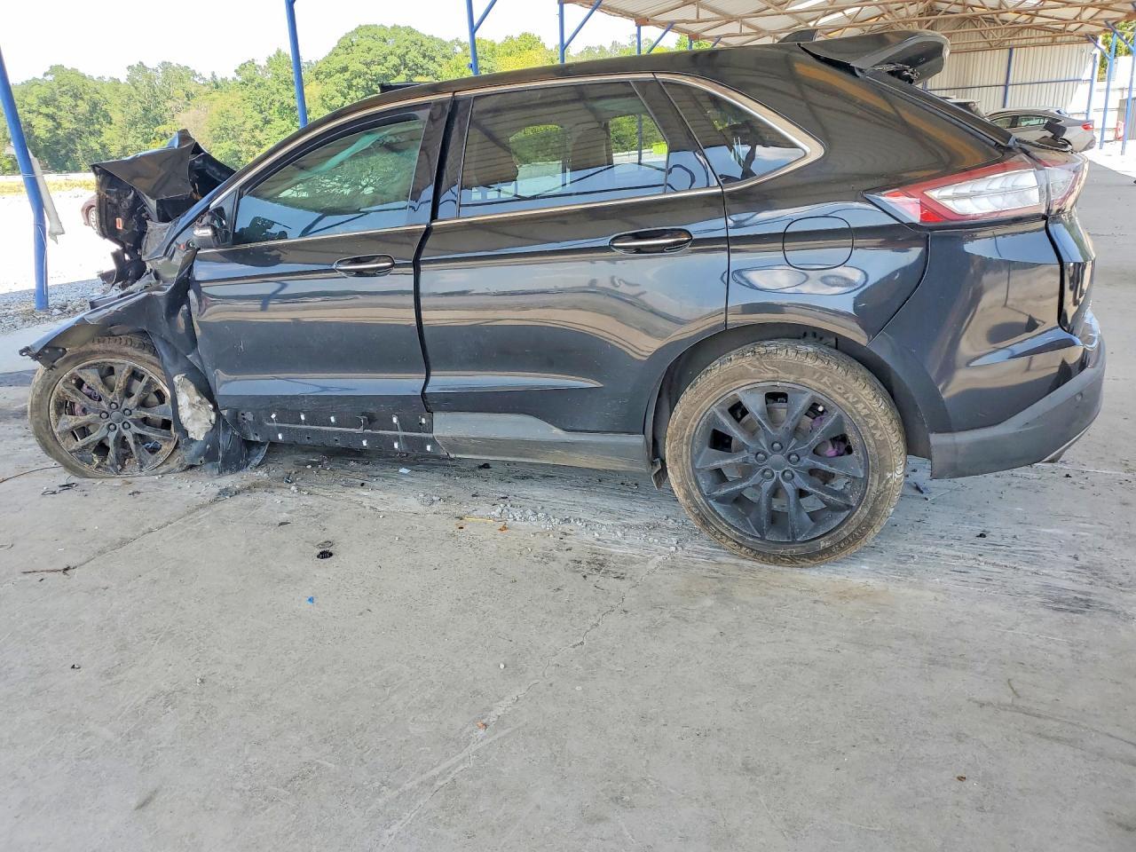 2015 Ford Edge Titanium - zdjęcie 2