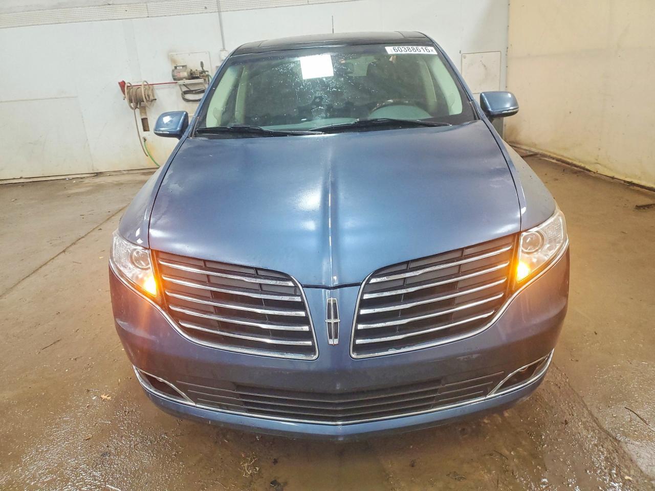 2018 Lincoln Mkt - zdjęcie 5