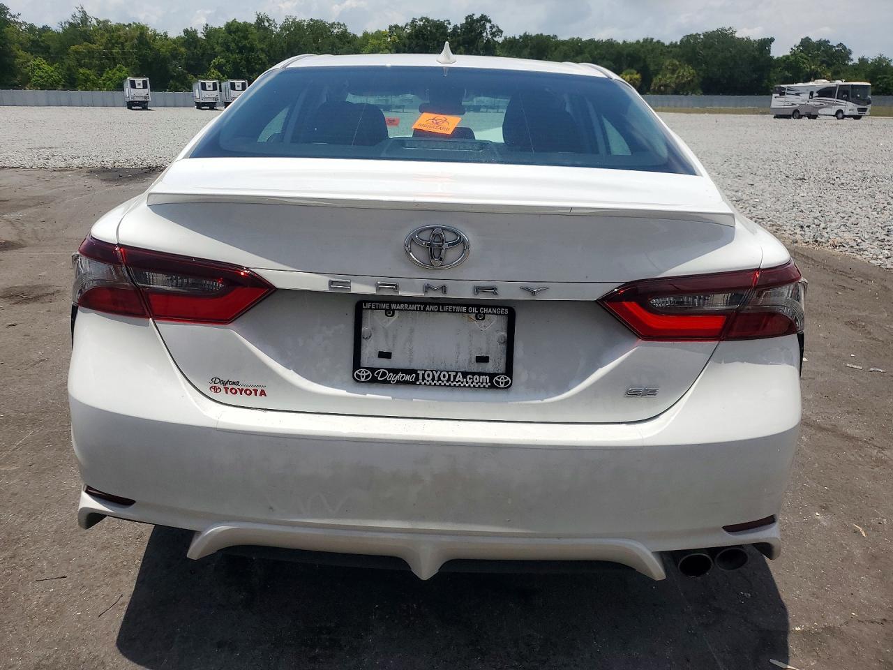 2023 Toyota Camry Se - zdjęcie 6