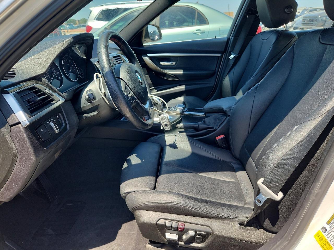 2017 BMW 330 I - zdjęcie 7