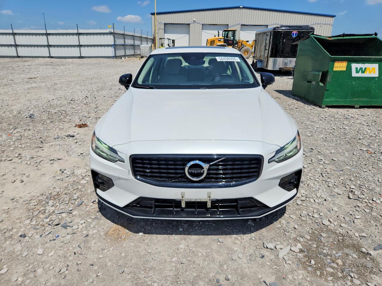 2021 Volvo S60 T5 Momentum - zdjęcie 5
