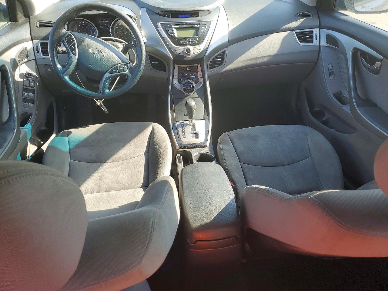2013 Hyundai Elantra Gls - zdjęcie 8