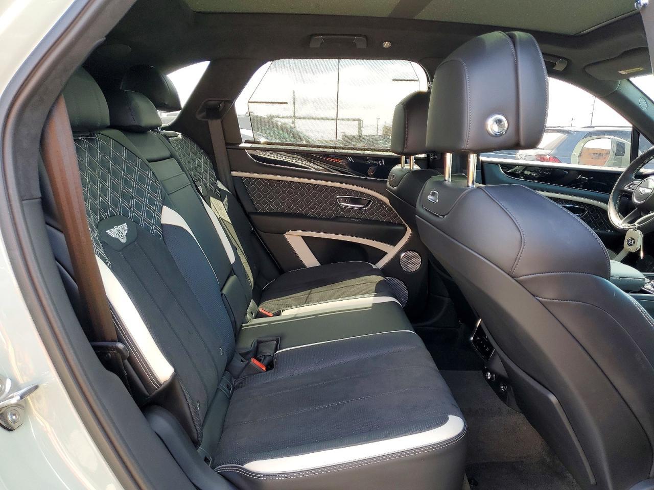 2023 Bentley Bentayga Speed - zdjęcie 11