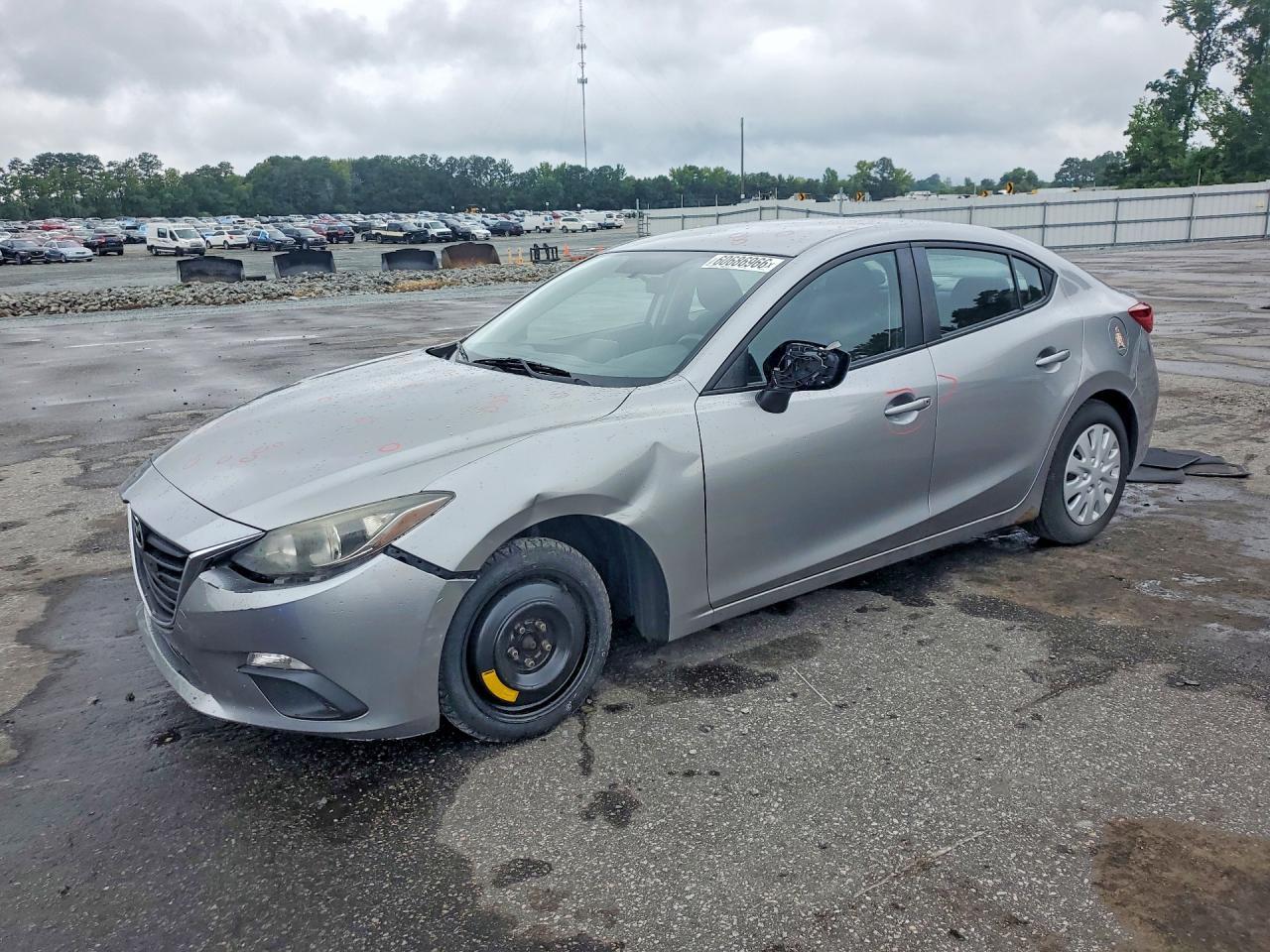 2016 Mazda 3 Sport - zdjęcie główne