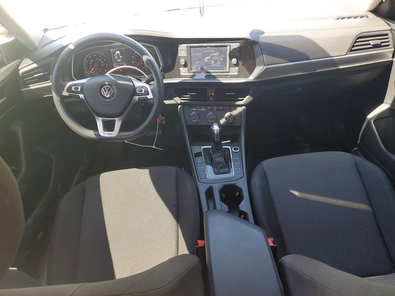 2021 Volkswagen Jetta S - zdjęcie 8