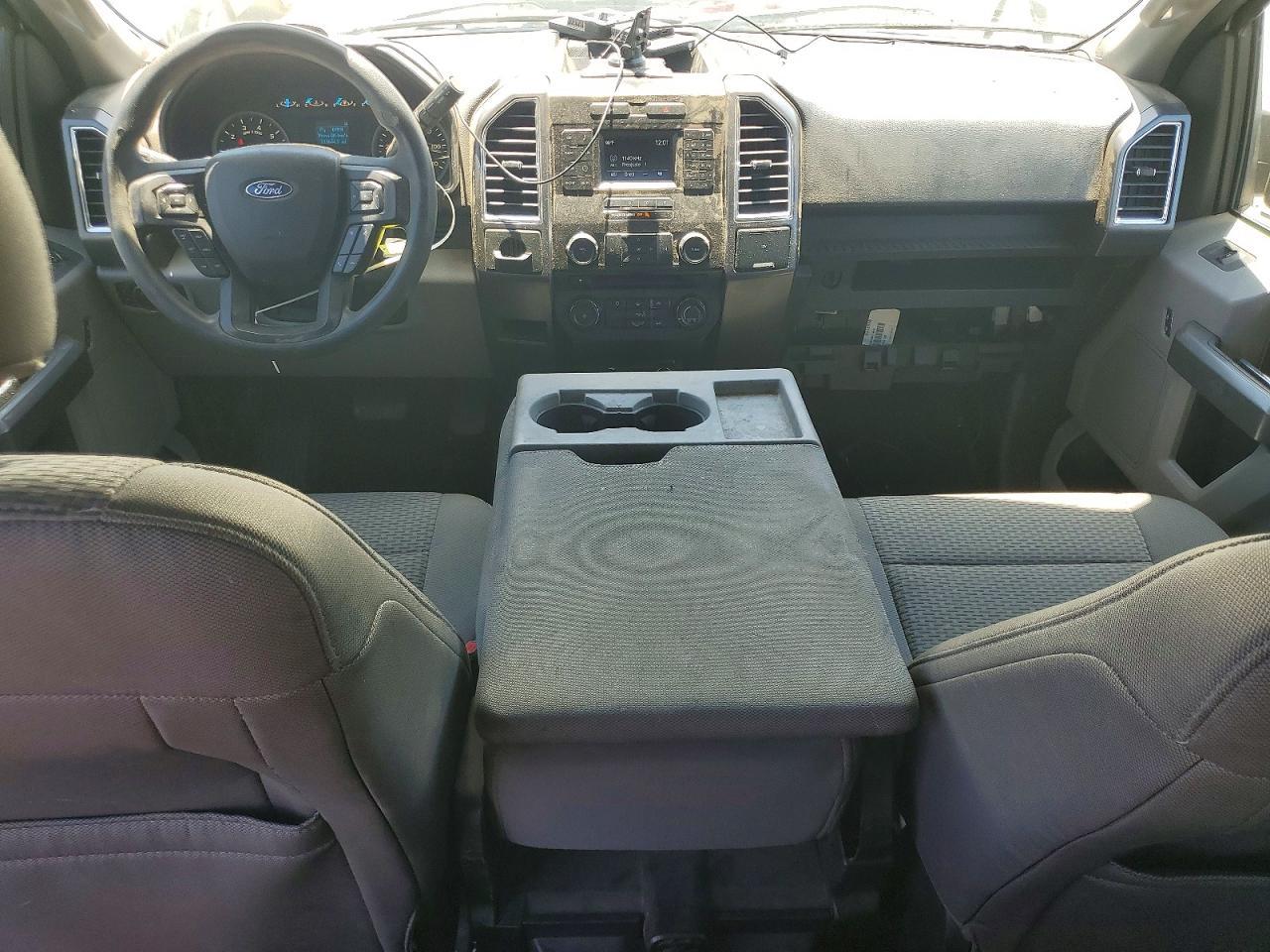 2016 Ford F150 Supercrew - zdjęcie 8