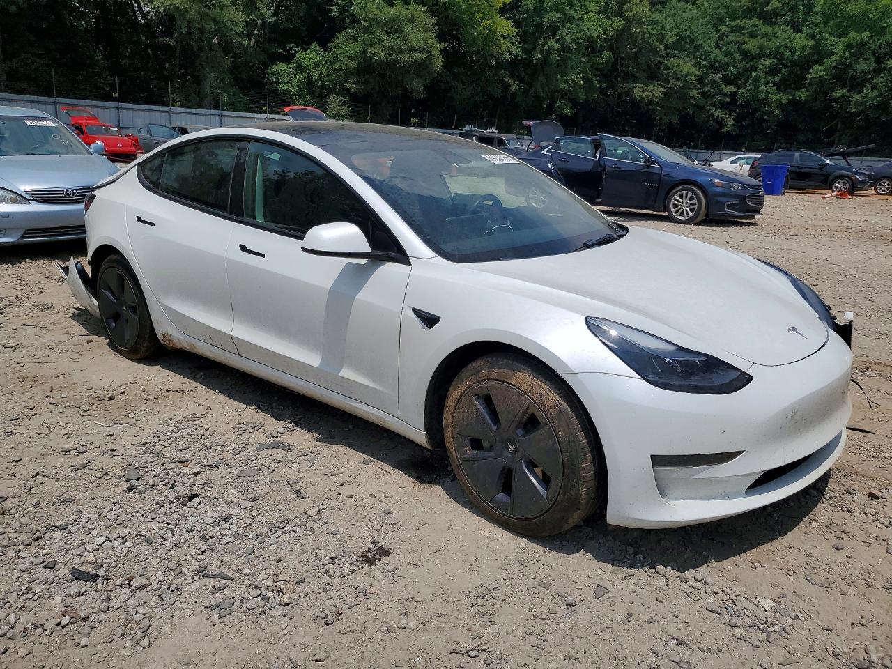 2023 Tesla Model 3 - zdjęcie 4