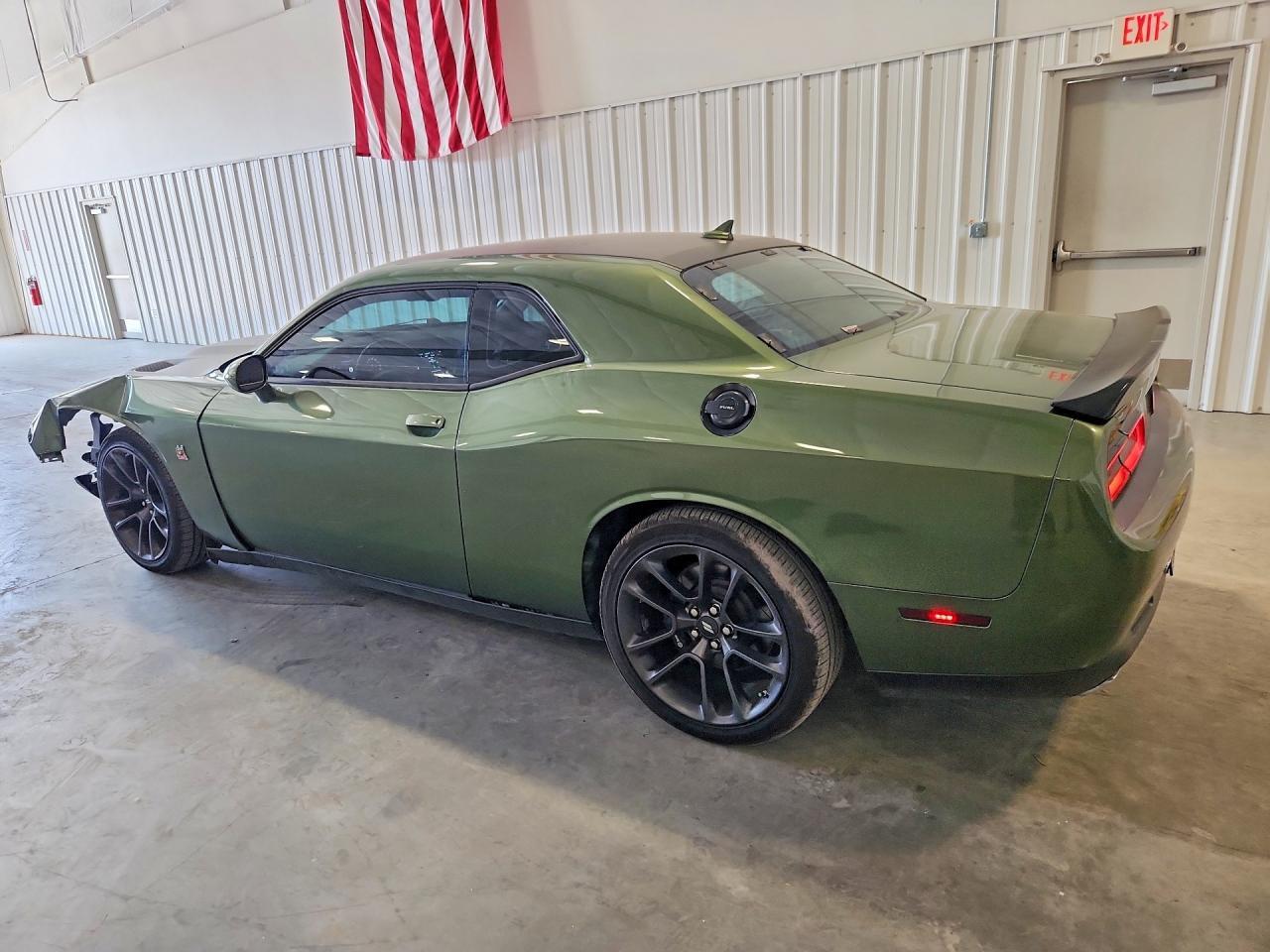 2020 Dodge Challenger R/T Scat Pack - zdjęcie 2