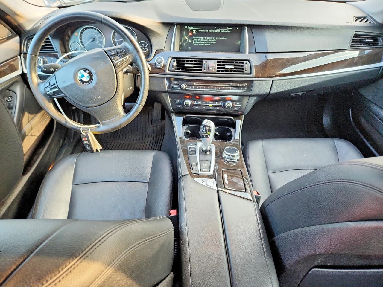 2014 BMW Seria 5 535i - zdjęcie 8