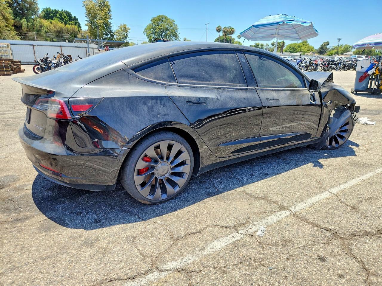 2021 Tesl Model 3 - zdjęcie 3