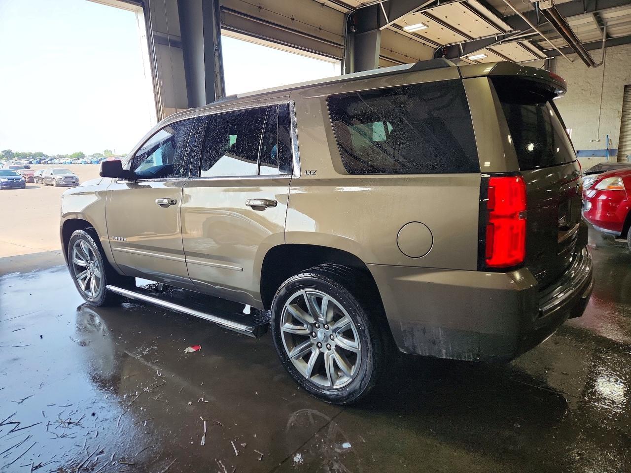 2015 Chevrolet Tahoe K1500 Ltz - zdjęcie 2