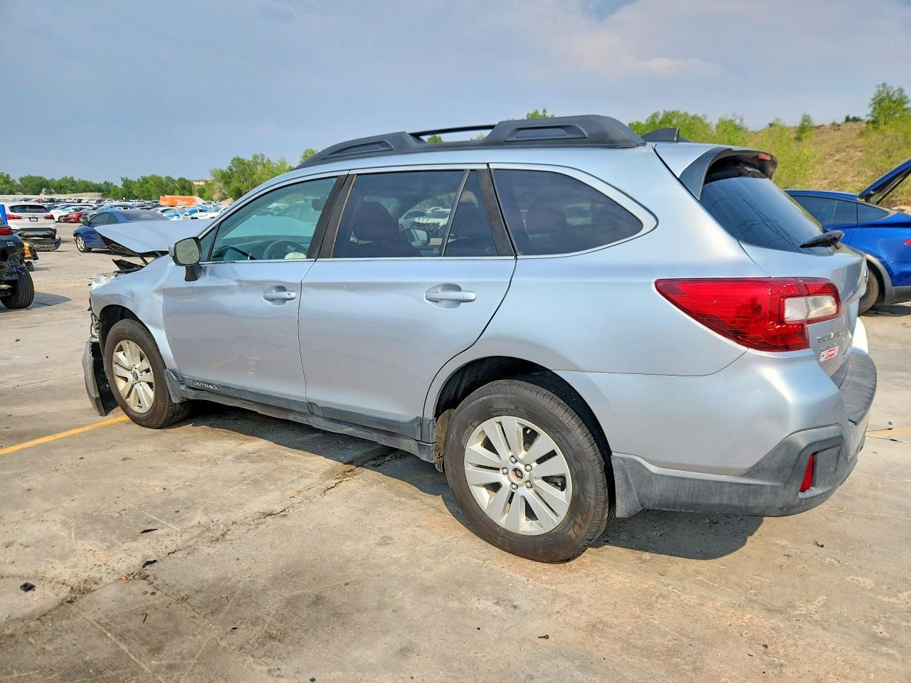 2018 Subaru Outback 2.5I Premium - zdjęcie 2