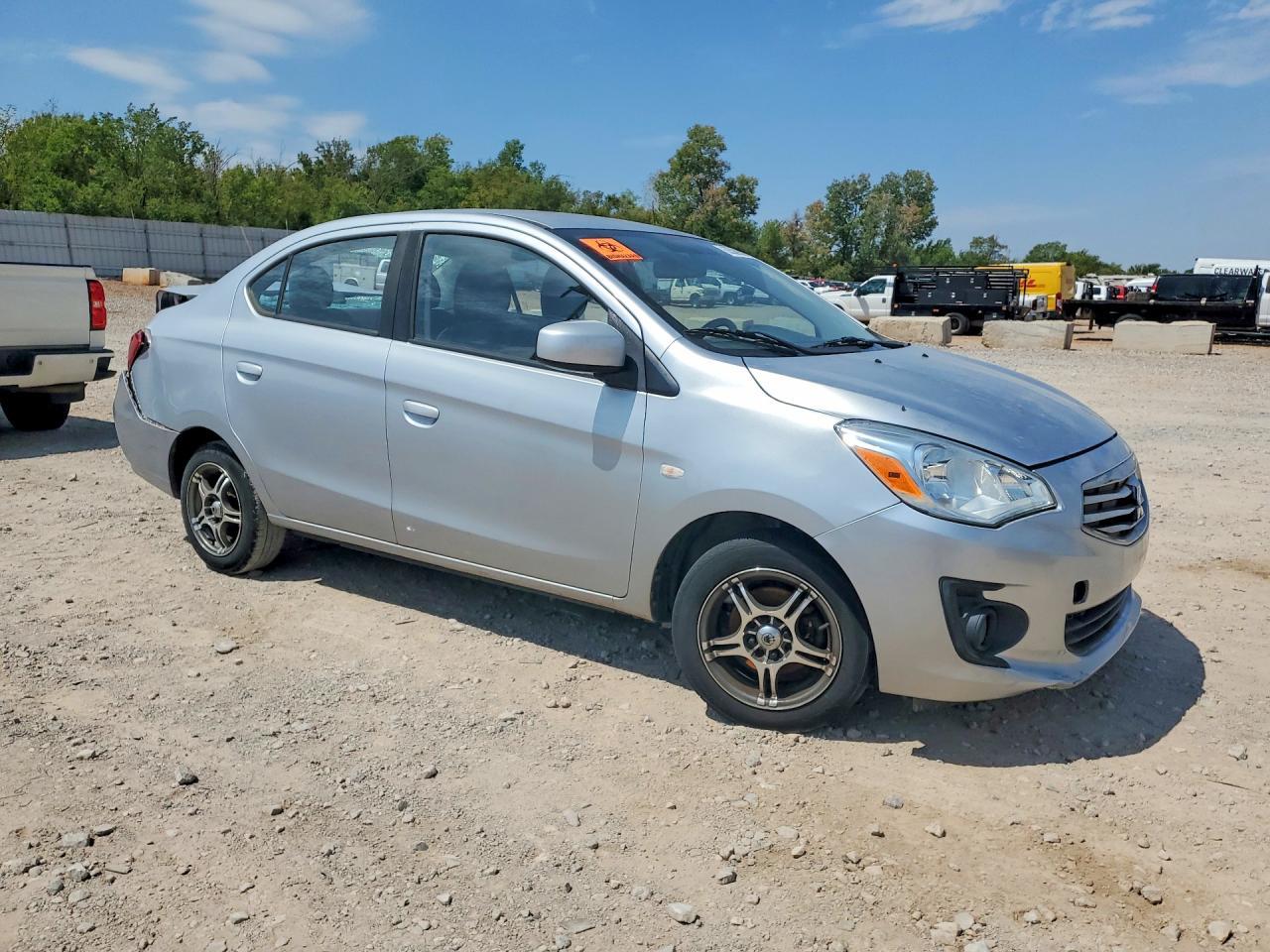 2018 Mitsubishi Mirage G4 Es - zdjęcie 4