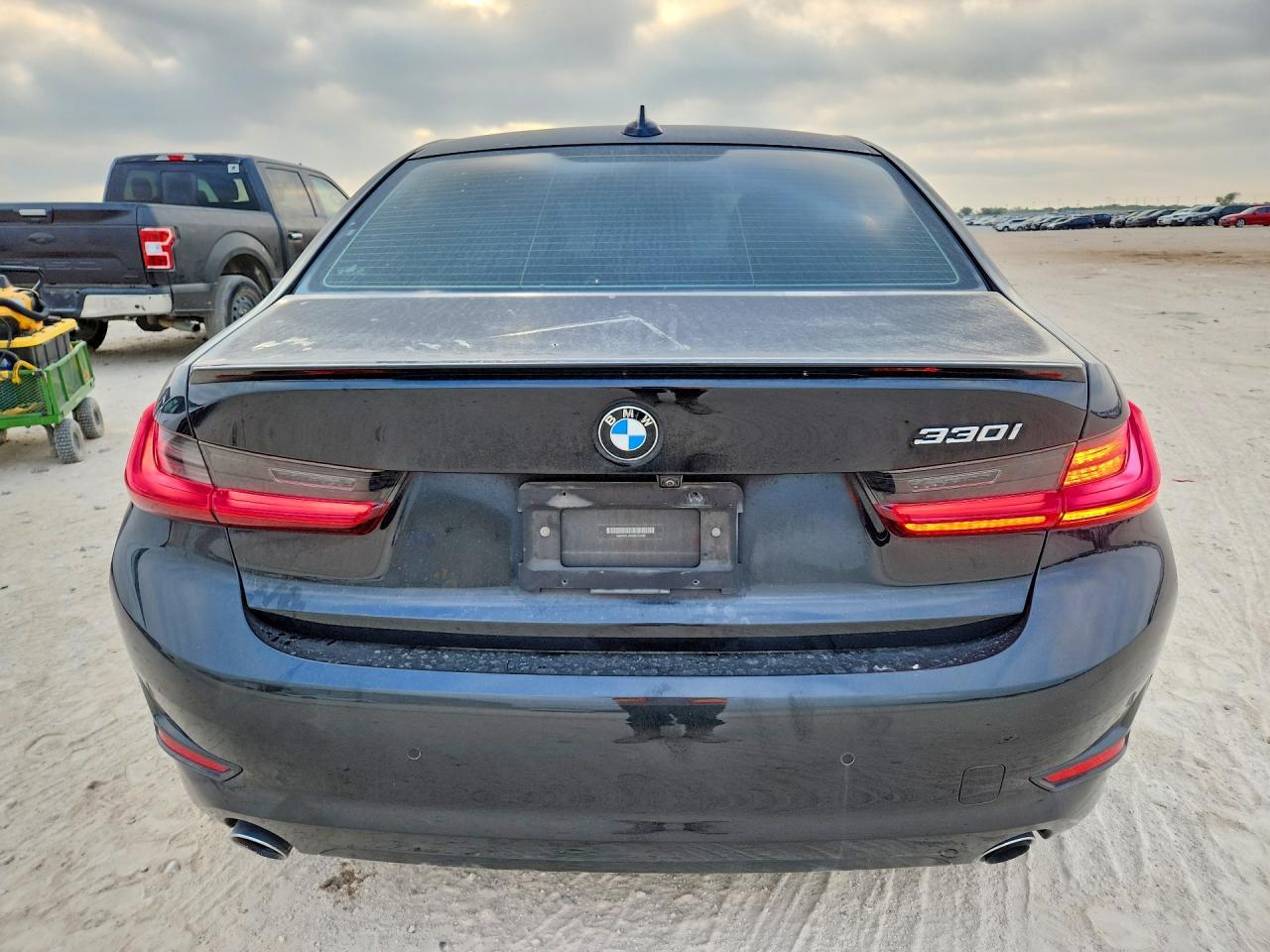 2021 BMW 330I - zdjęcie 6