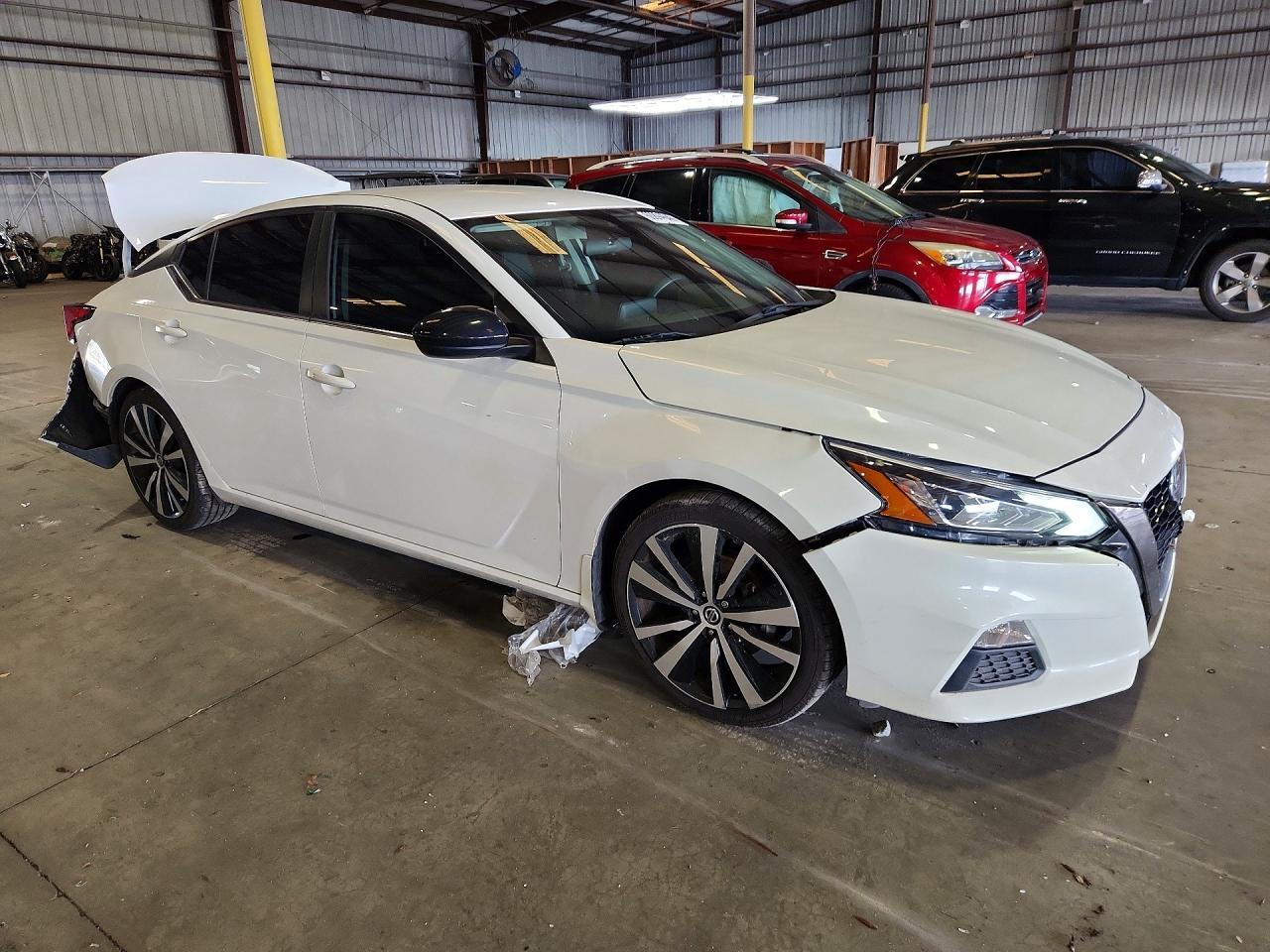 2022 Nissan Altima Sr - zdjęcie 4