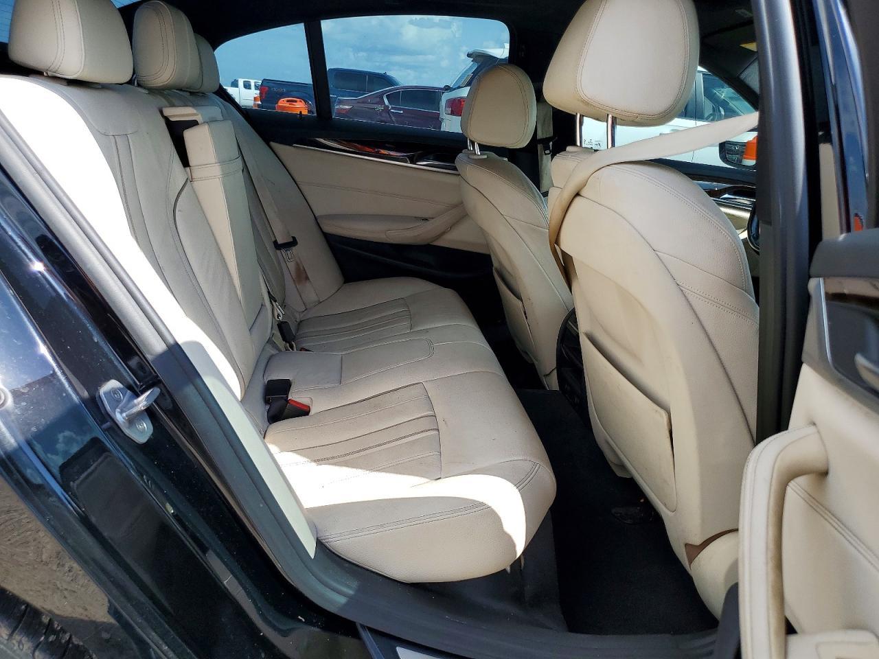 2017 BMW 540 I - zdjęcie 10