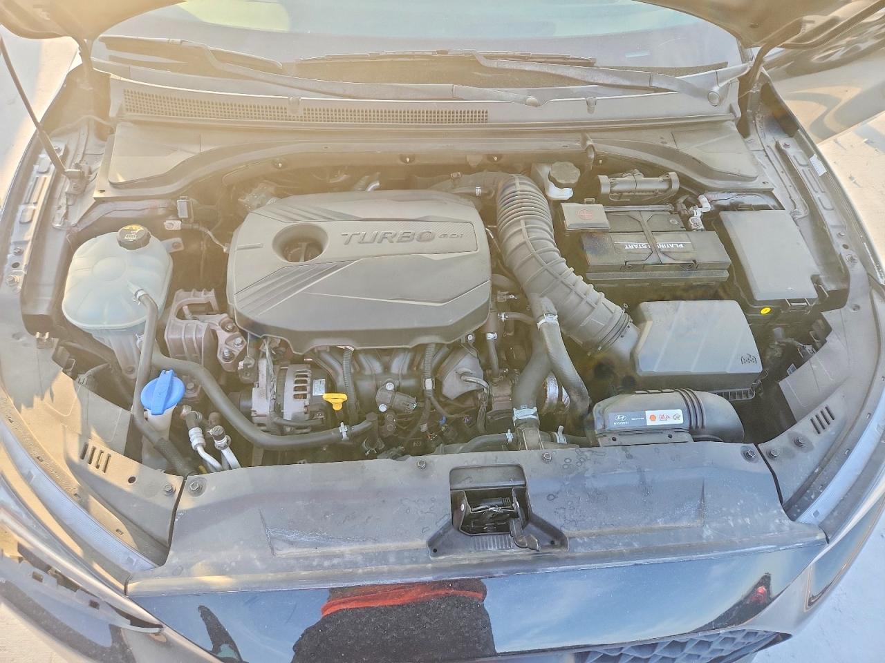 2019 Hyundai Veloster Turbo 1.6T - zdjęcie 11